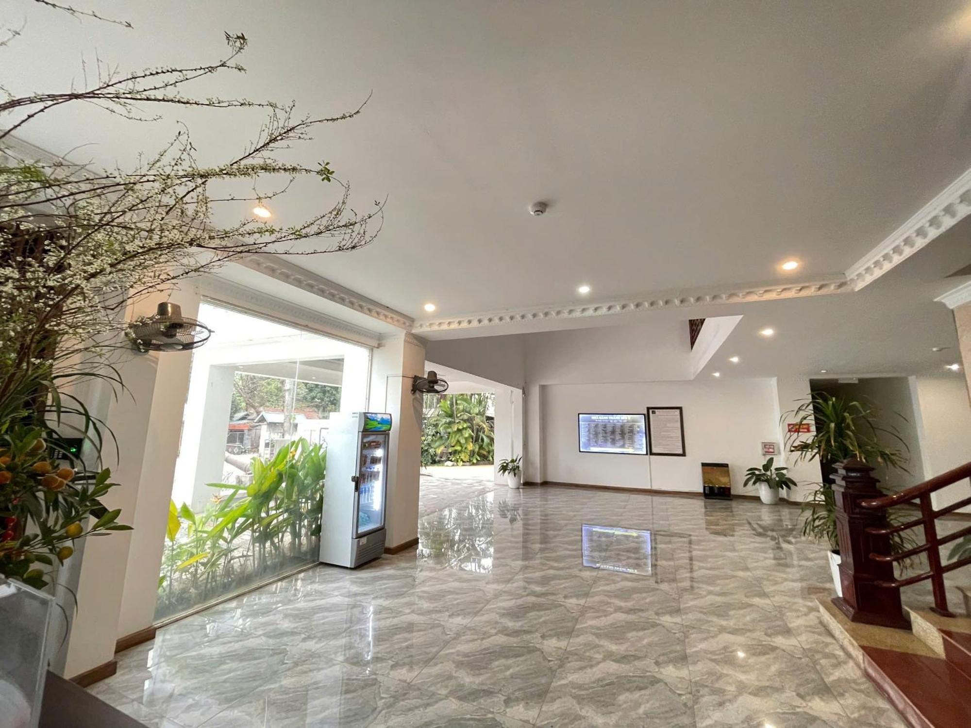 Kim Thanh Hotel, Vinh Phuc - Near Heron Lake Golf, Dam Vac Vinh Yen Εξωτερικό φωτογραφία