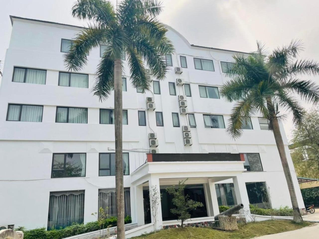 Kim Thanh Hotel, Vinh Phuc - Near Heron Lake Golf, Dam Vac Vinh Yen Εξωτερικό φωτογραφία